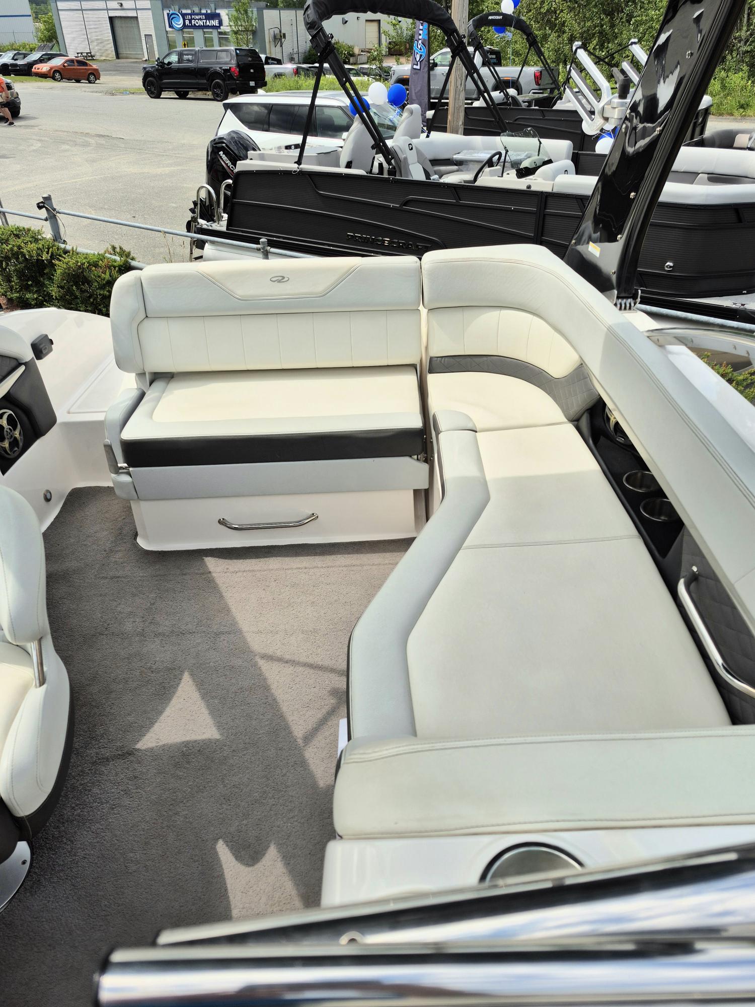Regal FastDeck 24 RX 2013